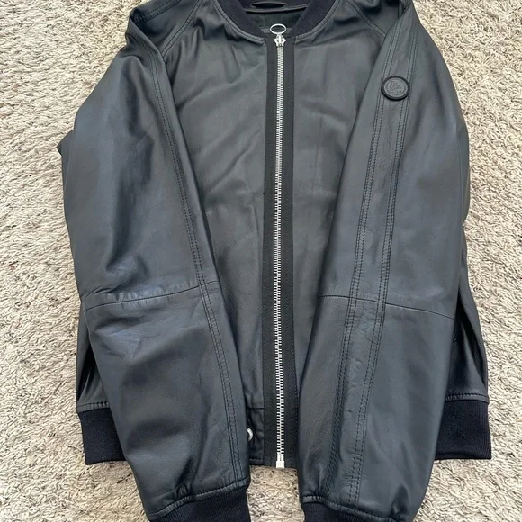 Kiwami DIESELBlack Leather Jacket Lamb - Size L Used, Stylish Design